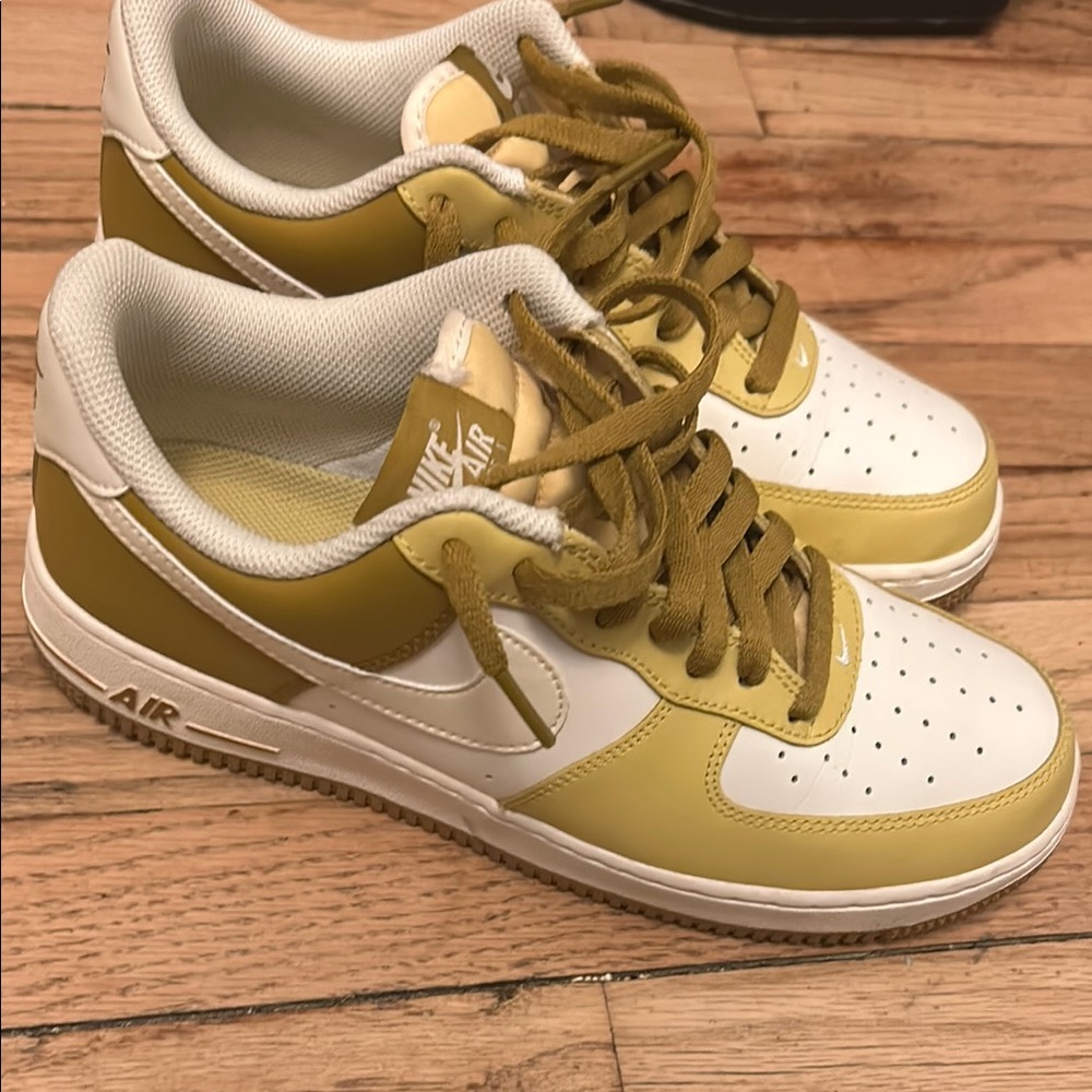 Men’s AF1 size 8.5